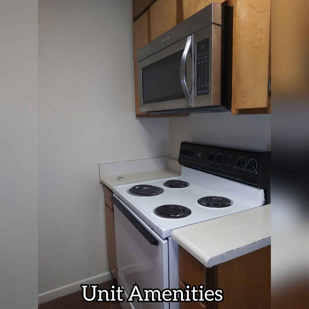 Ward Plaza Apartments unit amenities